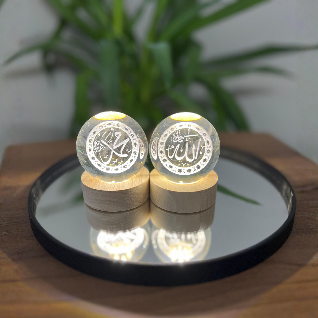 Nurlu Kristal Küre - Ahşap Standlı