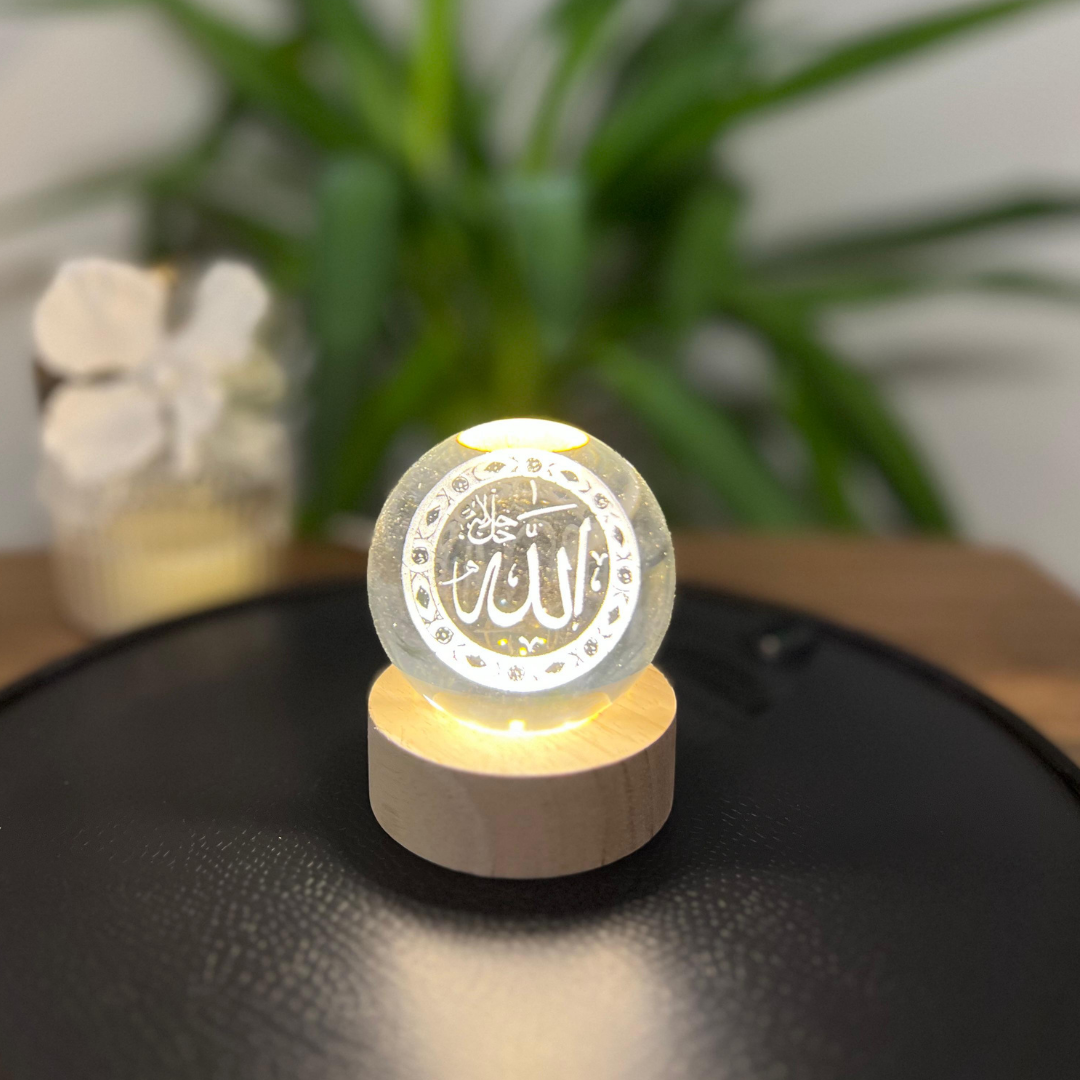 Nurlu Kristal Küre - Ahşap Standlı